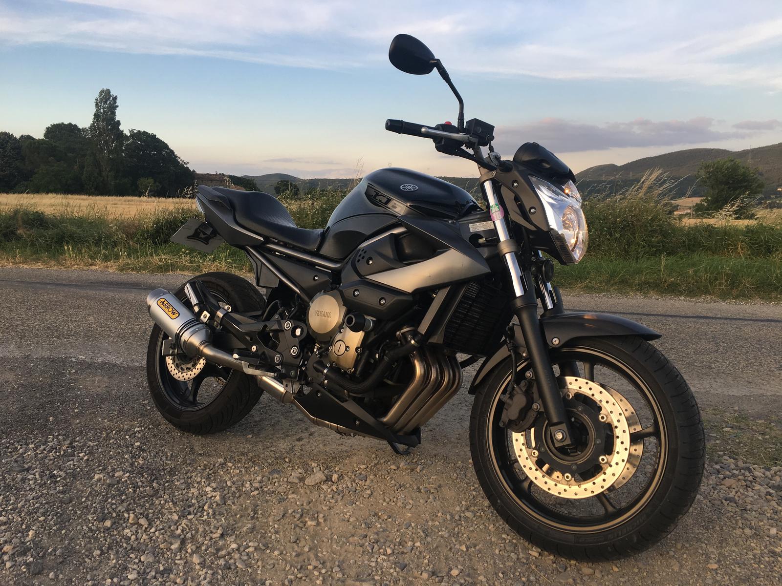 Yamaha XJ6